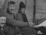 Episoder ur svenska nomadlapparnas liv (1914) / Stockholms koloniträdgårdar (1914)