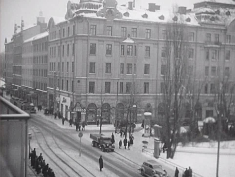 Stockholmsvy över Hornsgatan vid Adolf Fredriks torg (efter 1959 Mariatorget).